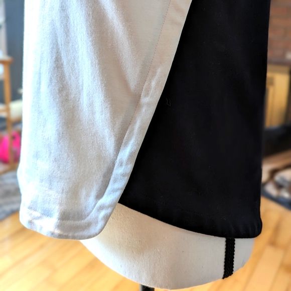 RW&CO Short Sleeve Black & White Top - Picture 4 of 6